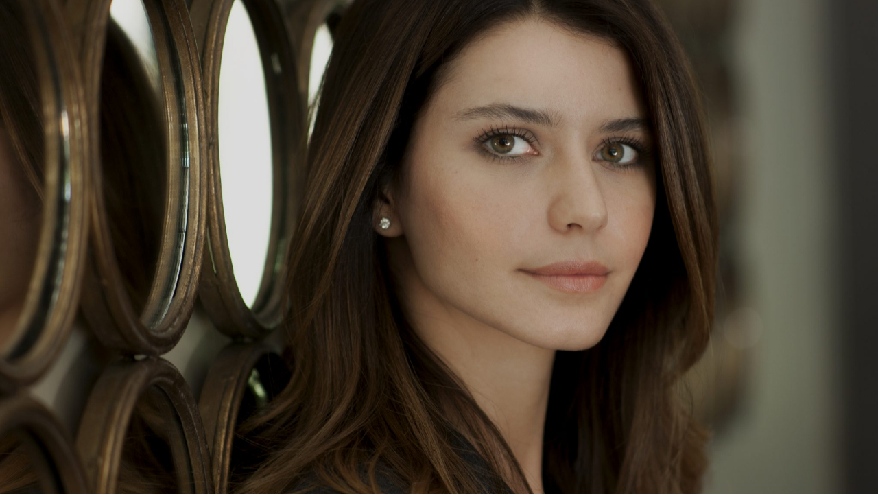 Beren Saat'in eski sevgilisinin annesi konuştu!