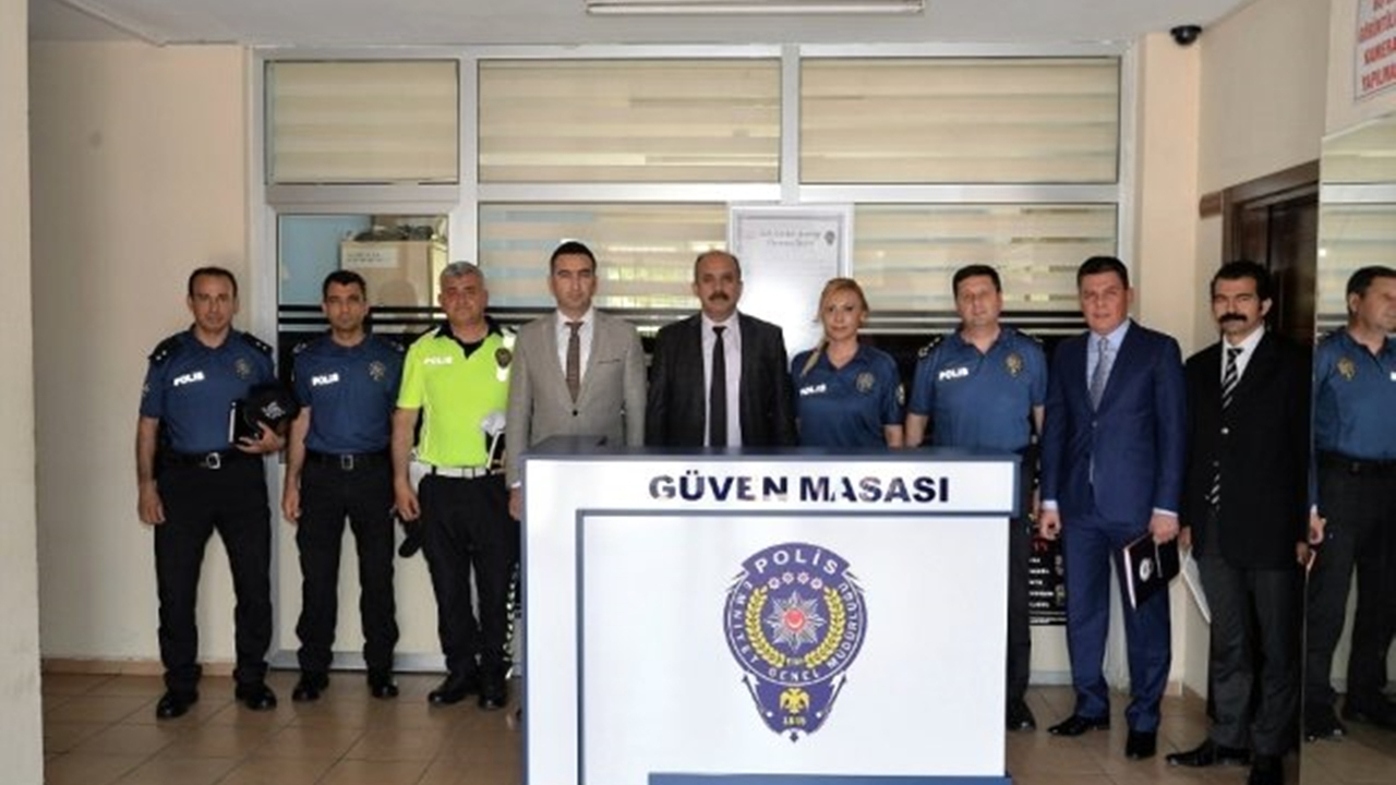 Adana'da Emniyet Müdürü Zafer Aktaş: "El birliğiyle çalışıp başaracağız"