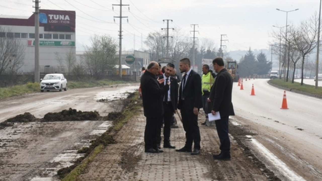 Düzce'de Başkan yardımcısı Celal Kasapoğlu sahaya indi