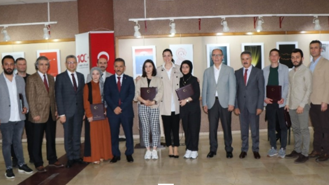 Samsun'da “Genç Sanat: 3. Afiş Tasarım Yarışması Sergisi” açıldı
