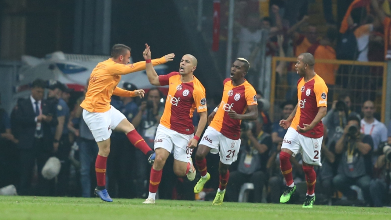 Galatasaray kasasını doldurdu