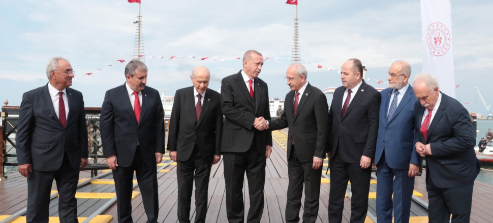 Doğu Perinçek'ten dikkat çeken paylaşım...