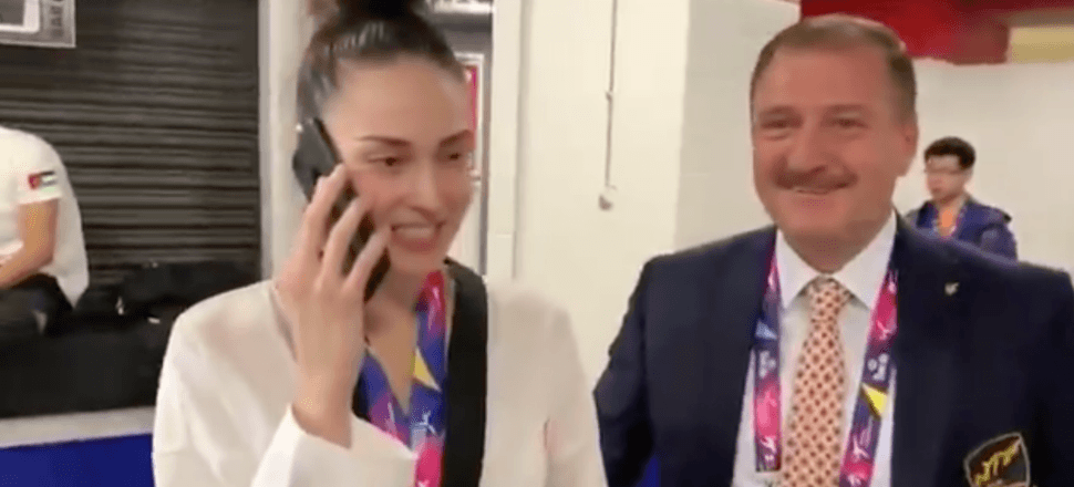 Bakan Kasapoğlu, dünya şampiyonu İrem Yaman'ı telefonla arayarak tebrik etti!