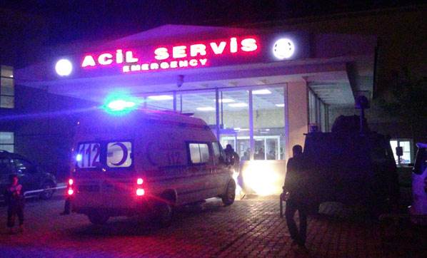 Doğubayazıt'ta düğün yemeğinden 200 kişi