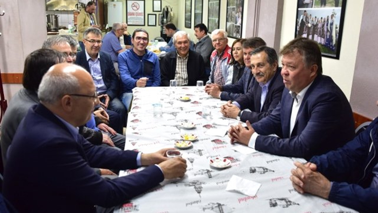 Eskişehir'de Başkan Ahmet Ataç Işıkspor iftarına katıldı