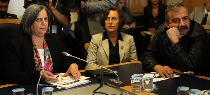 HDP'li Kışanak o soruyu duyunca kendini kaybetti