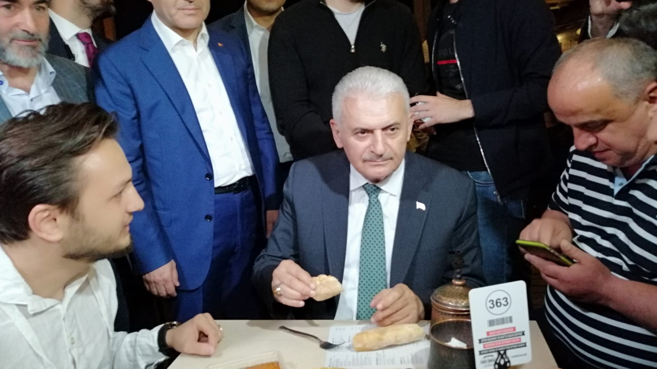 Binali Yıldırım Çengelköylülerle buluştu!