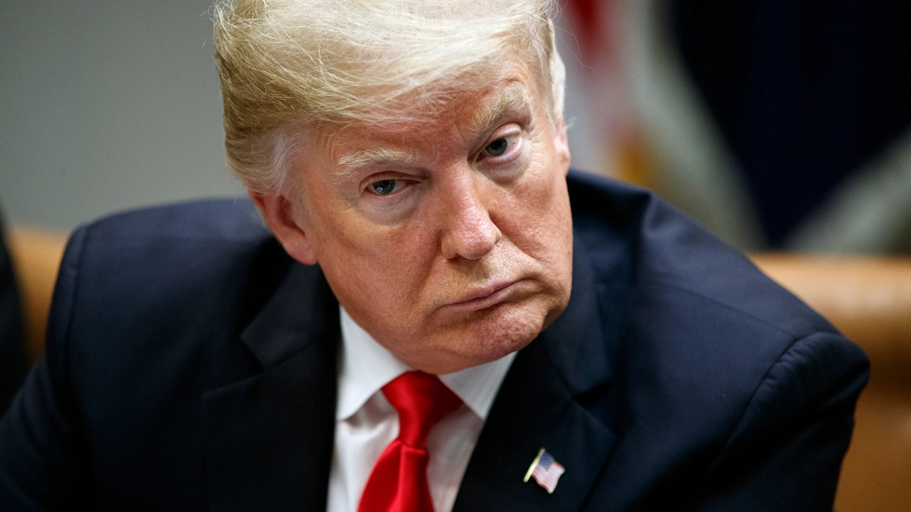 Trump: Ekonomileri çökmeye devam edecek...