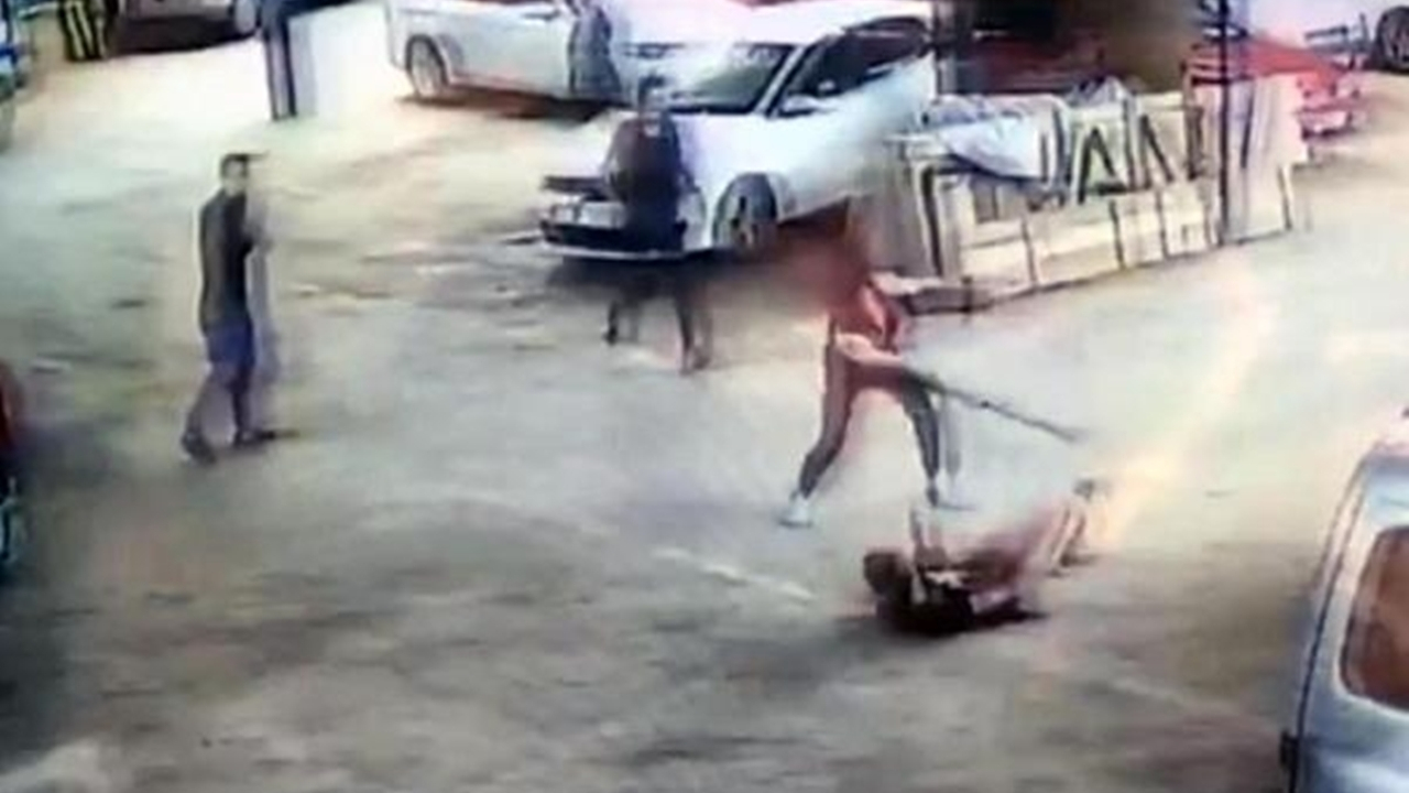 Kütahya'daki döner bıçaklı kavga kamerada...