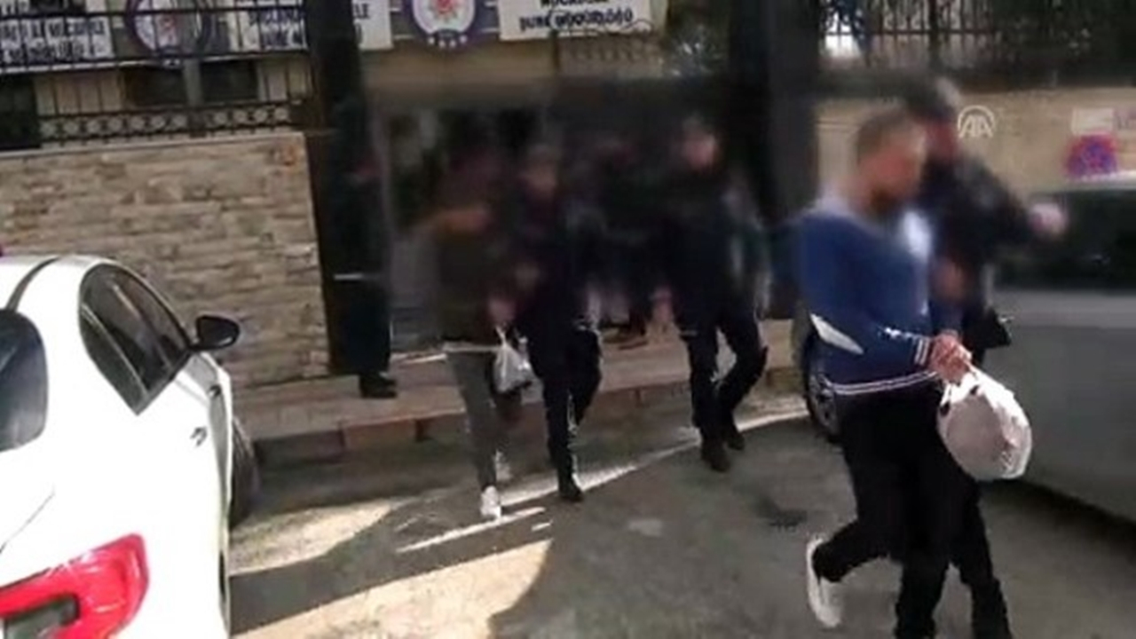 Hatay’da uyuşturucu baskını: 2 gözaltı