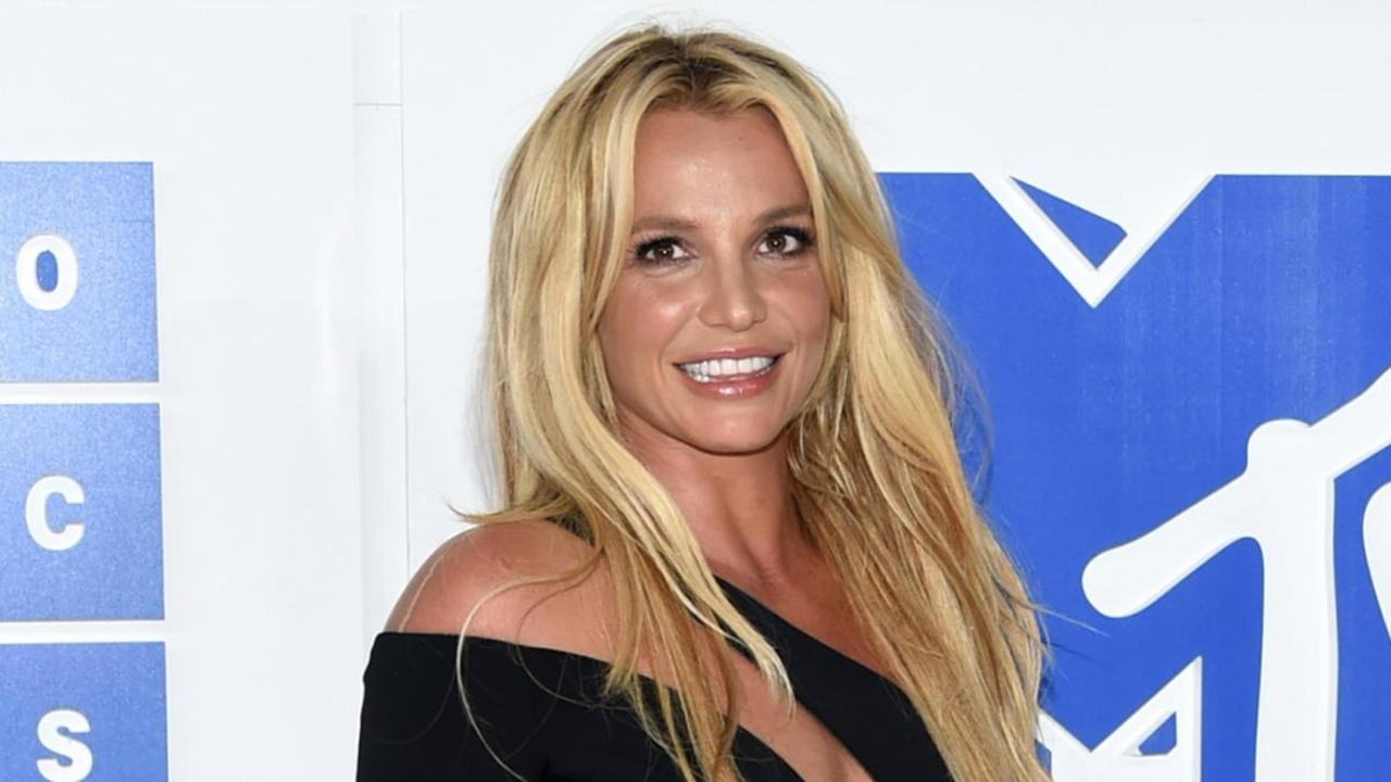 Britney Spears'ın çiğnediği sakız satışa çıkartıldı!