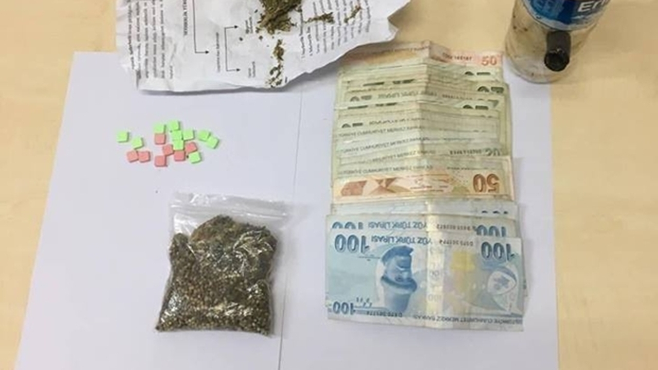 Karaman’da jandarmadan uyuşturucu baskını
