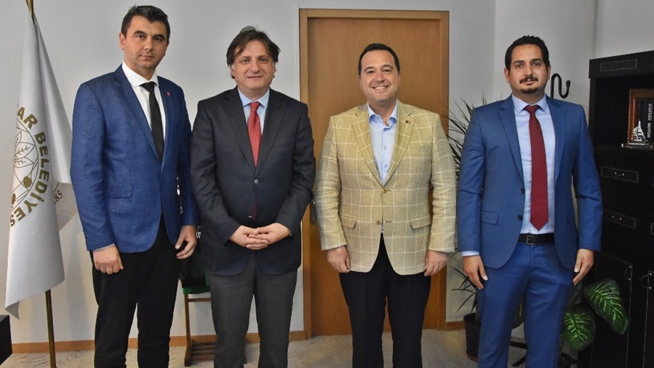Manisa'da Başkan Besim Dutlulu doğalgaz çalışmaları için düğmeye bastı