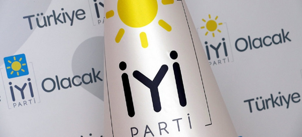 İYİ Parti'yi karıştıran kurultay kararı!