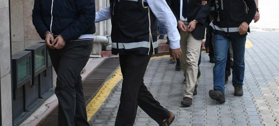 Elazığ'da toplantı halindeki FETÖ'cülere baskın...