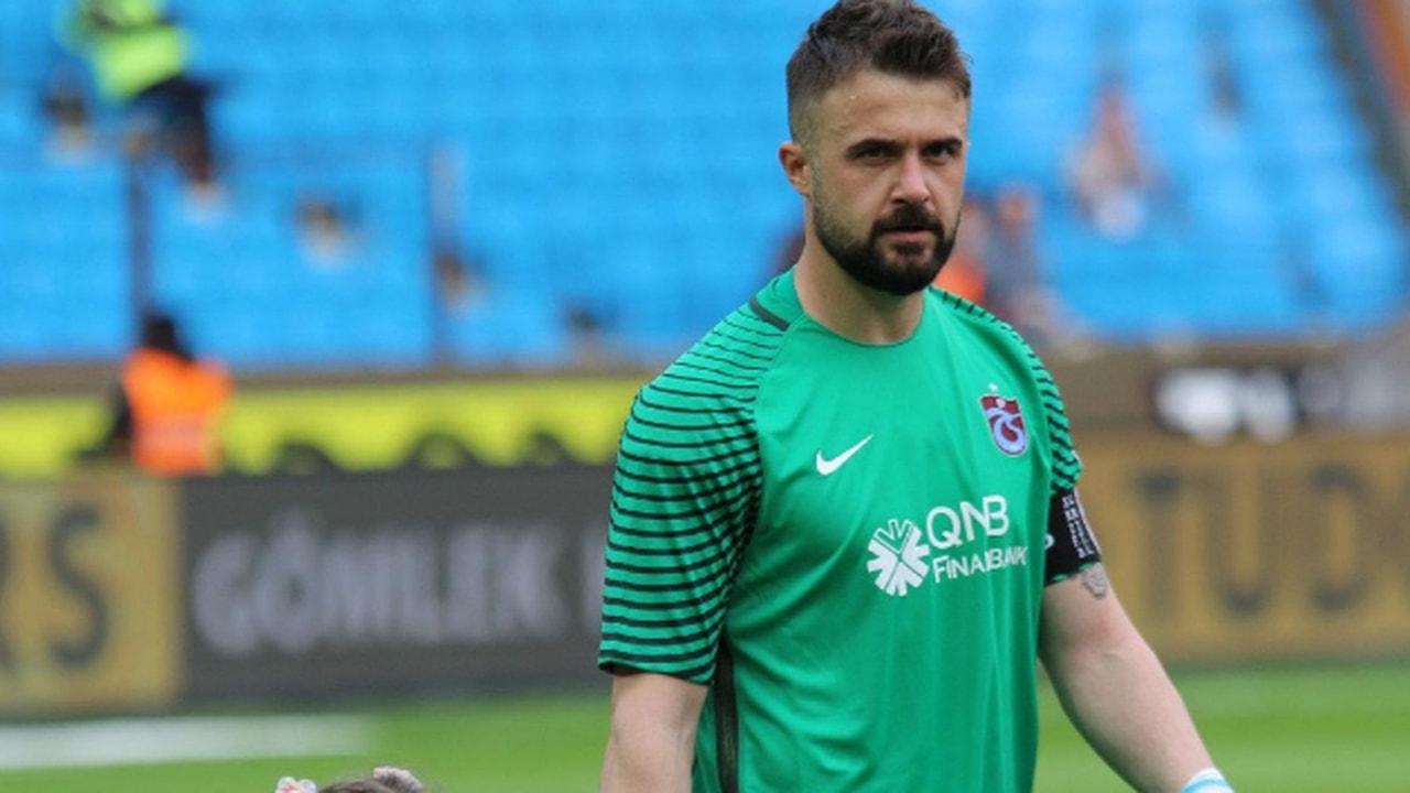 Futbolu bırakan Onur Kıvrak'a dev teklif!