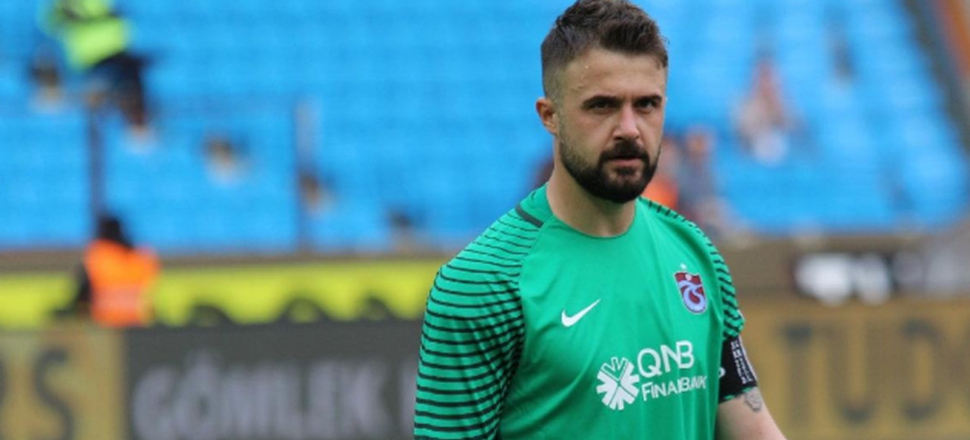 Futbolu bırakan Onur Kıvrak'a dev teklif!