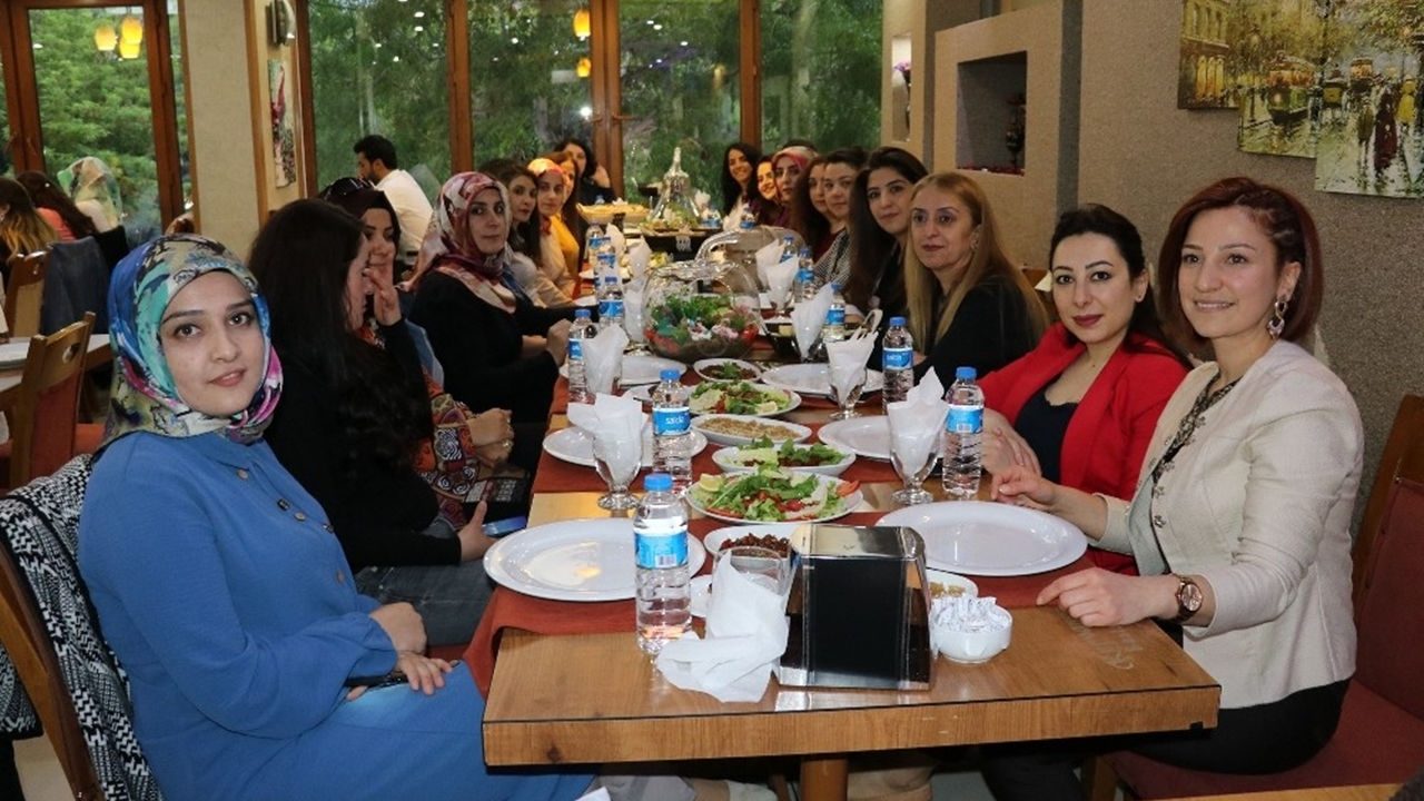 Van'da kadın girişimciler kadın STK’larla buluştu