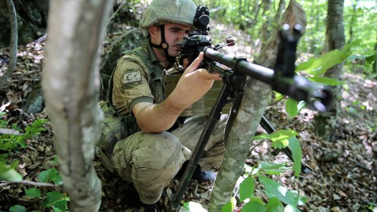 Bin 700 komando çembere aldı! Aç bıraktılar...