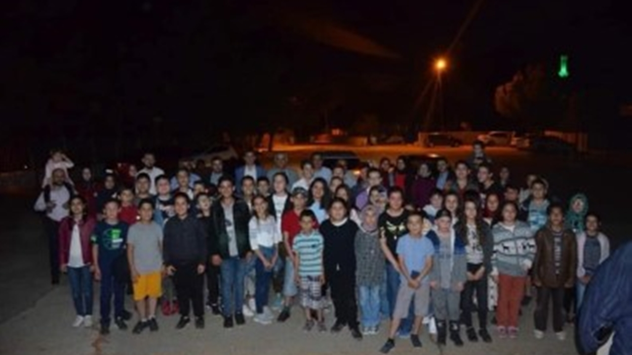 Bilecik'te Başkan Mustafa Yaman öğrencilerle iftar açtı