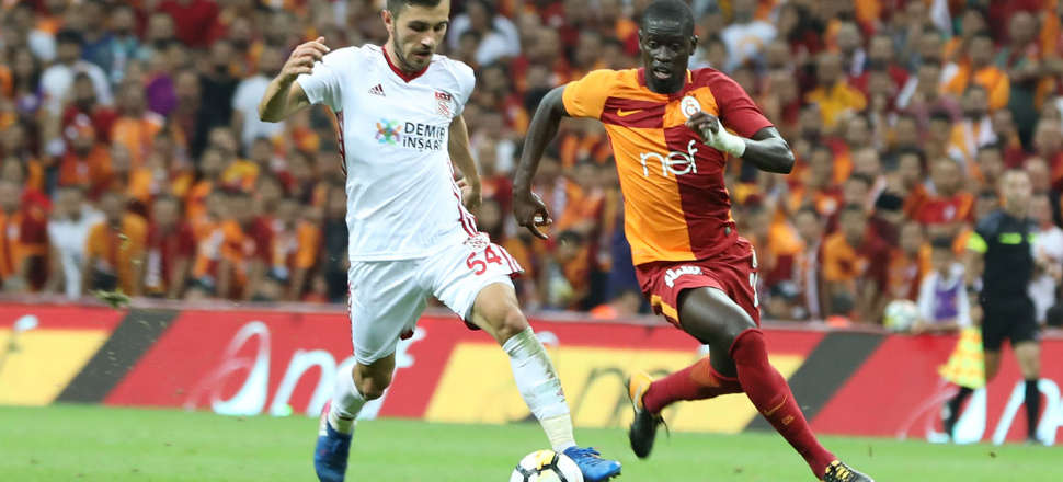 Sivasspor'dan Galatasaray'a son maçta jest!