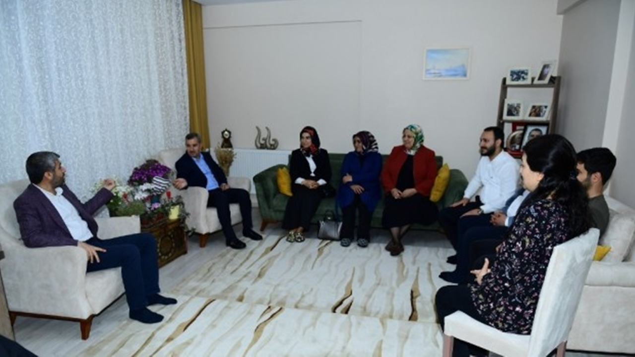 Malatya'da Başkan Mehmet Çınar’dan şehit ailesine ziyaret