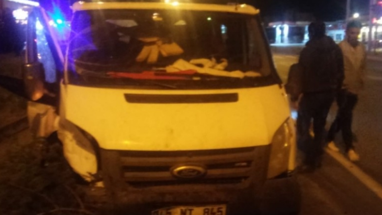 Çorum'da trafik kazası : 3 yaralı