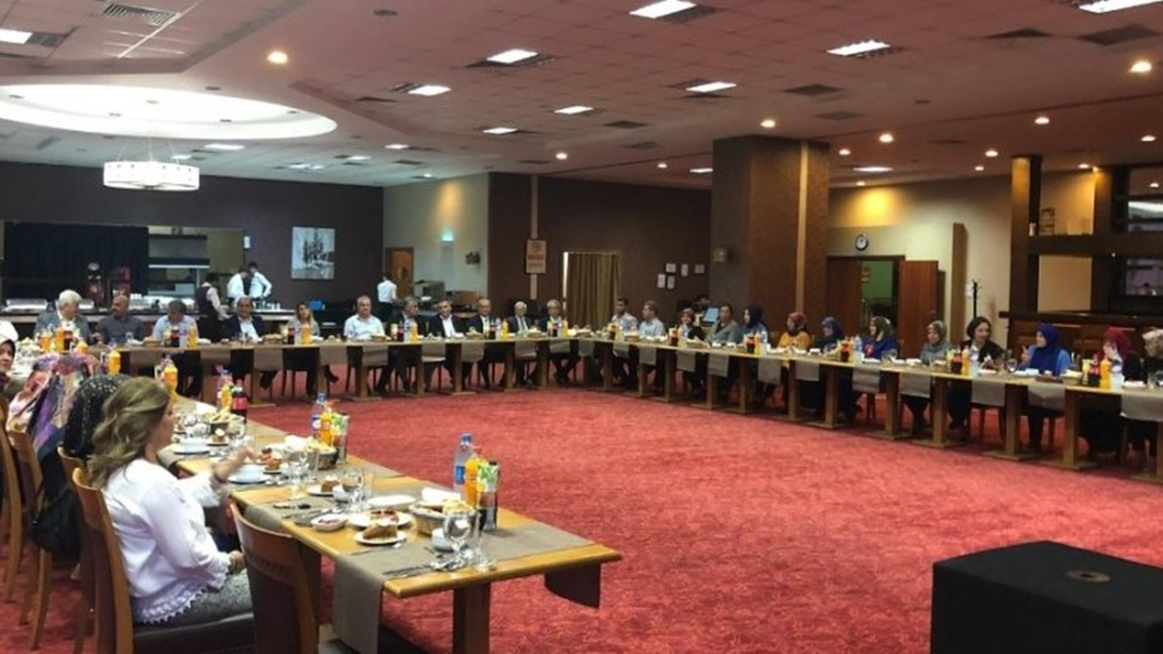 Zonguldak'ta Başkan Gökhan Demirtaş’tan ‘Birlik ve beraberlik’ iftarı