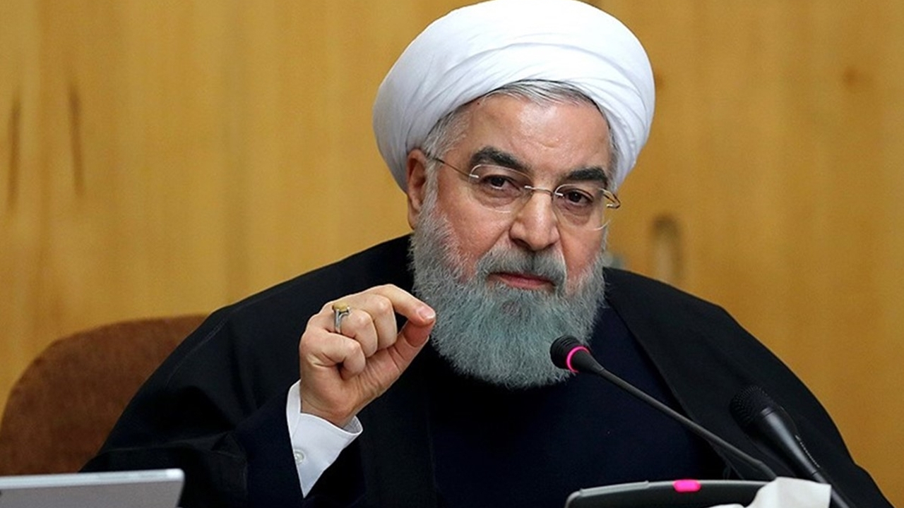 Ruhani: Topraklarımız bombalansa da...