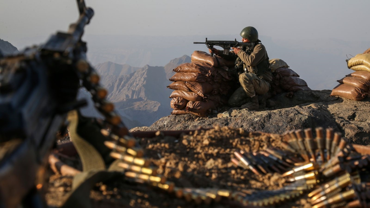 PKK köşeye sıkıştı! Kandil'in güneyine kaçıyorlar