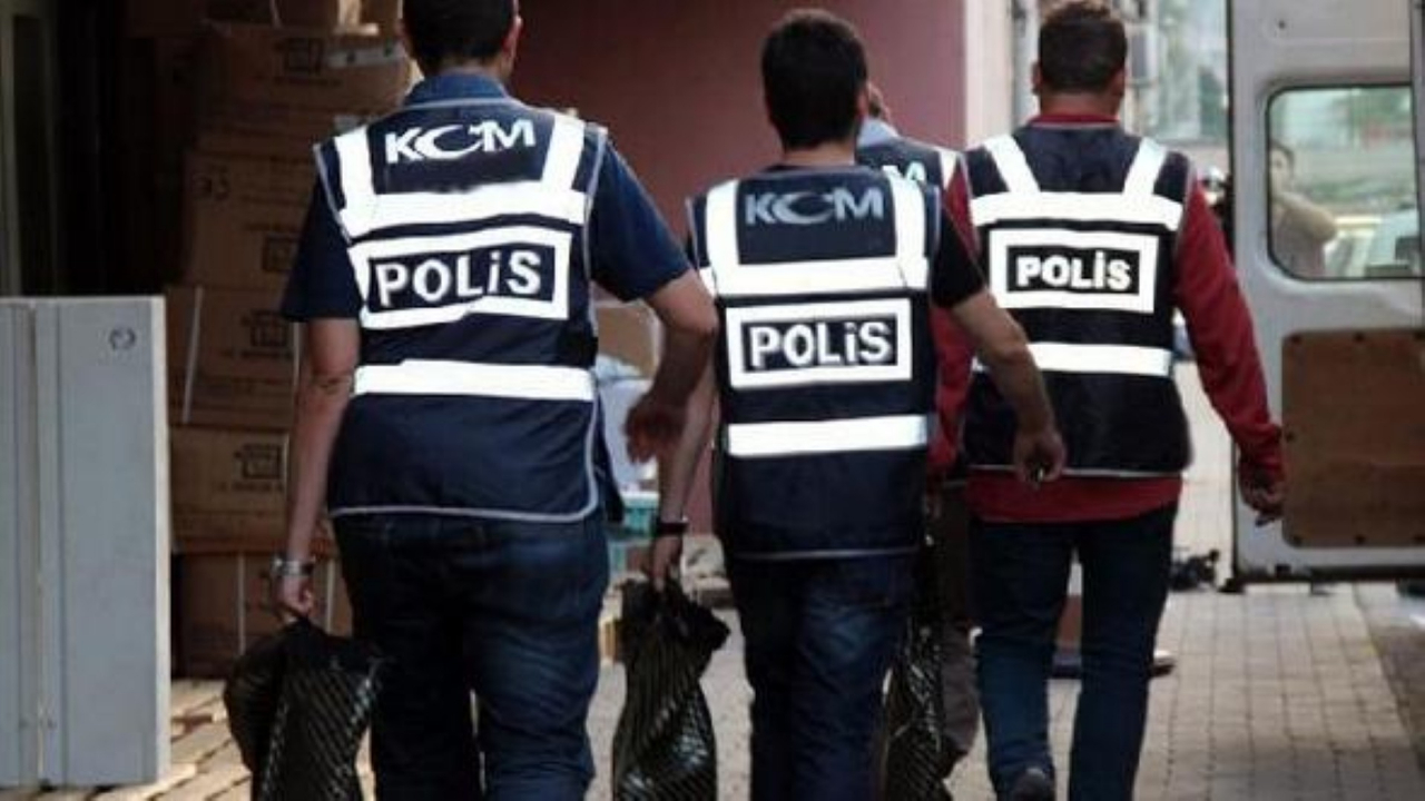 FETÖ'cü yapılanmaya peş peşe operasyonlar!