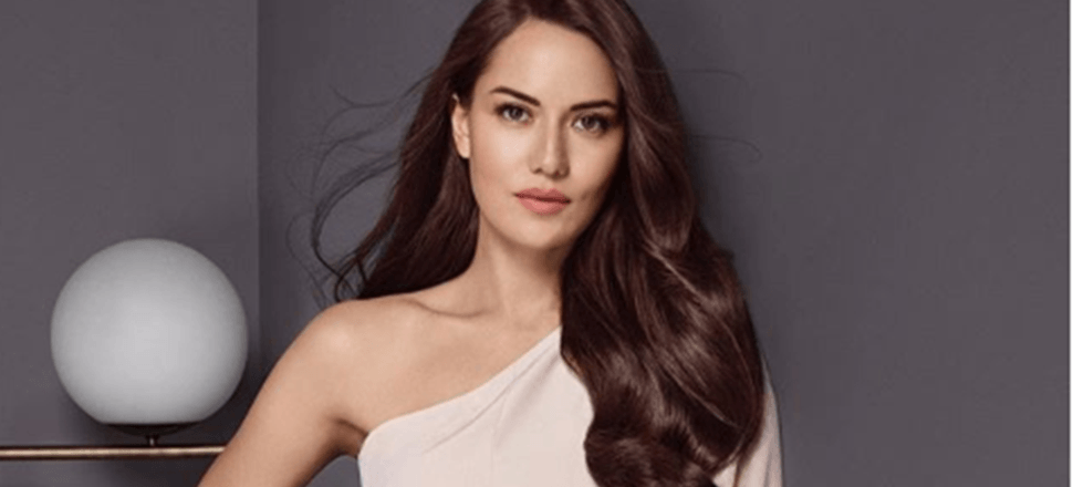 Fahriye Evcen eleştiri yağmuruna tutuldu!