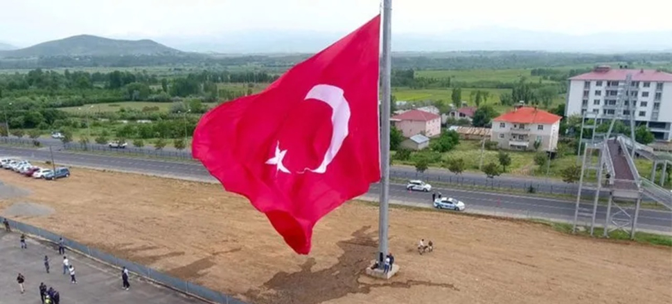 Bingöl'de şehit edilen 33 asker anıldı!