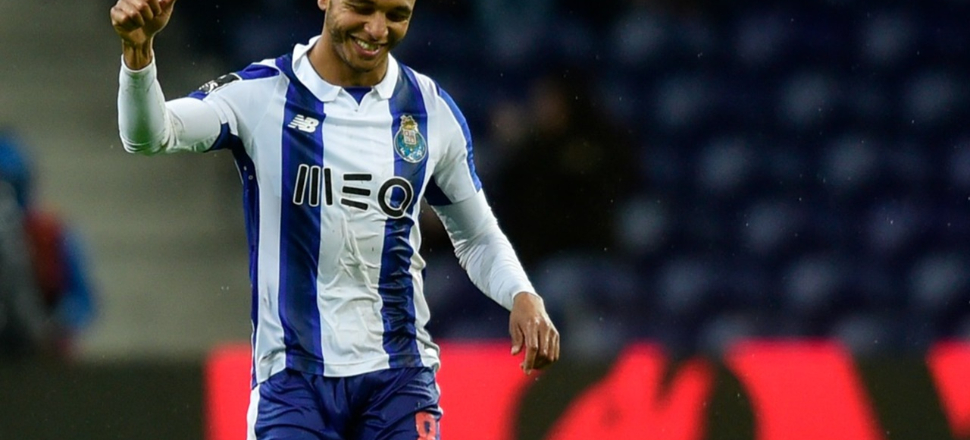 Fenerbahçe'den Yacine Brahimi'ye servet!