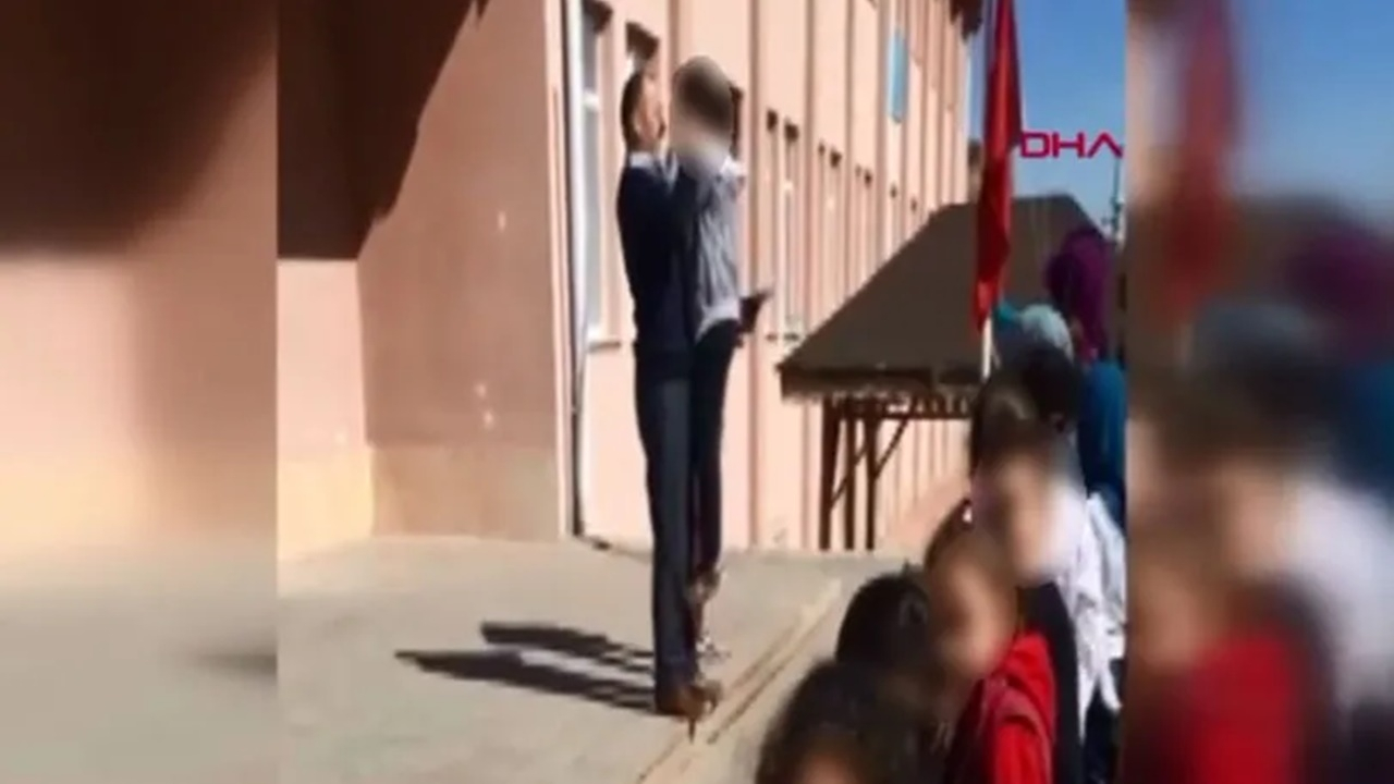 Öğrencilere şiddet uygulayan müdür görevden alındı!