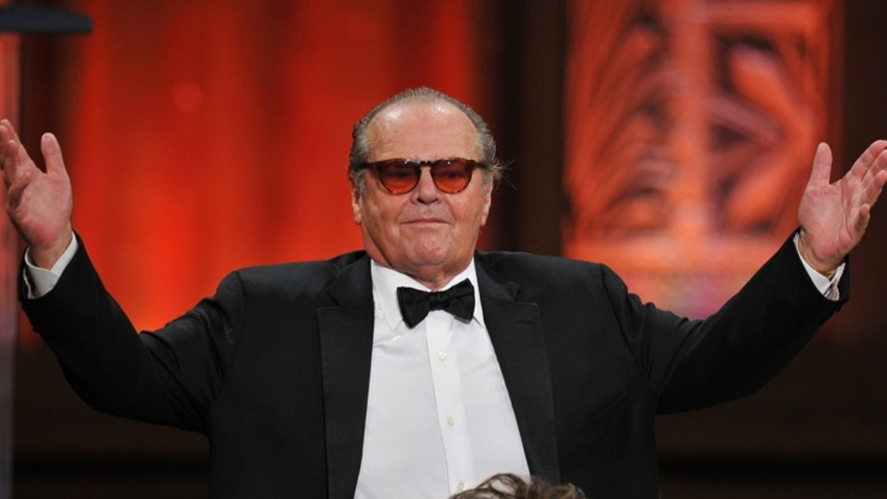 Ünlü Hollywood aktörünün ablası sandığı kişi aslında annesiydi!