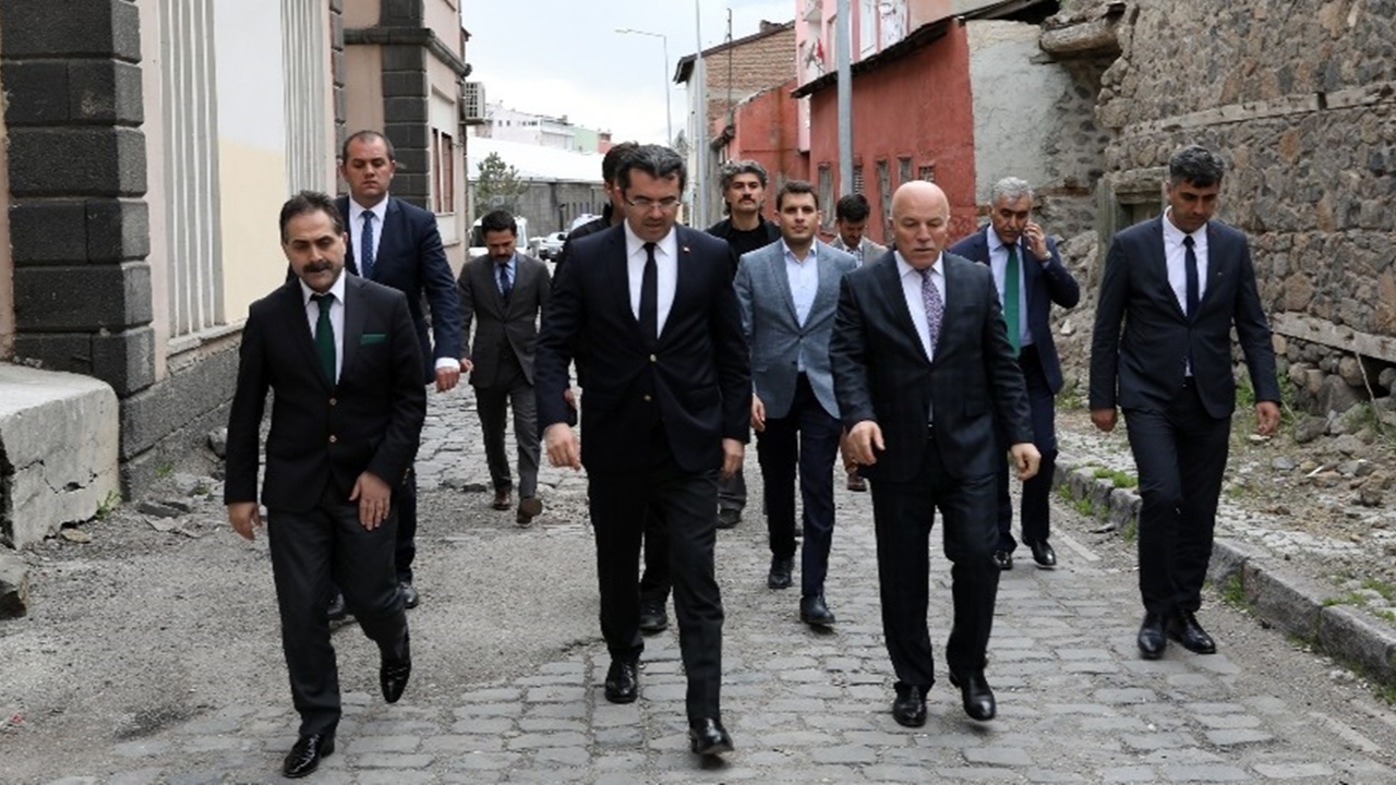 Erzurum'da Başkan Mehmet Sekmen’den kentsel dönüşüm gezisi