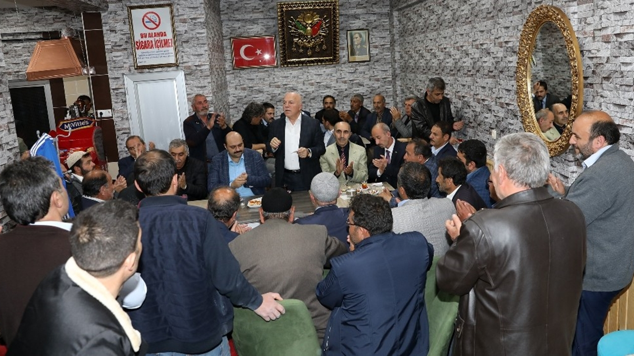 Erzurum'da Başkan Mehmet Sekmen Aziziye sakinleriyle buluştu