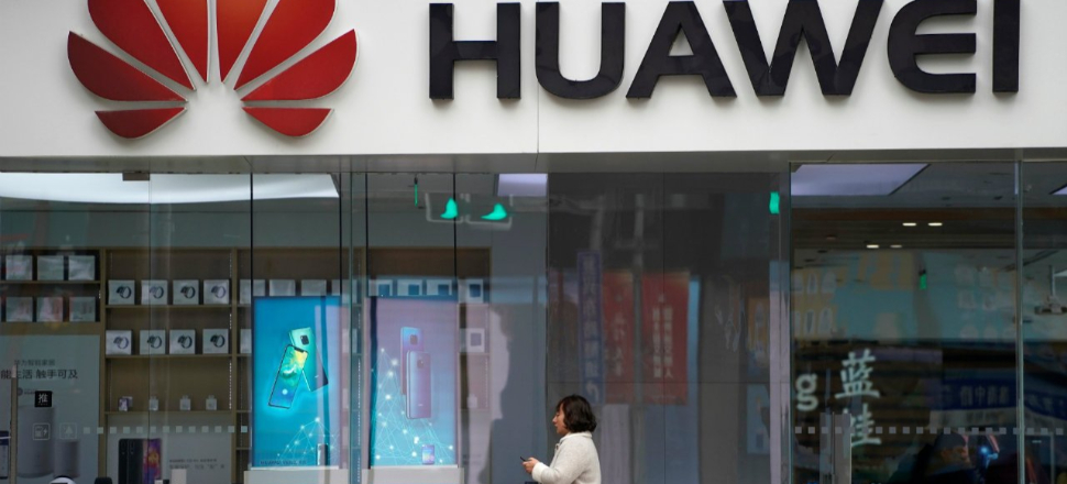 Çinliler iPhone'u bırakıp Huawei alıyor!