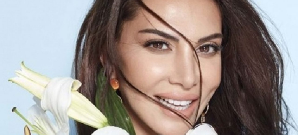 Ebru Yaşar biletini takipçileriyle paylaştı!