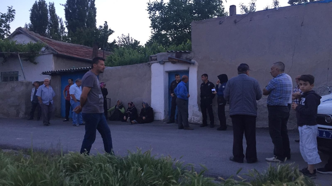 Kayseri'de yaşlı çiftin sır ölümü...