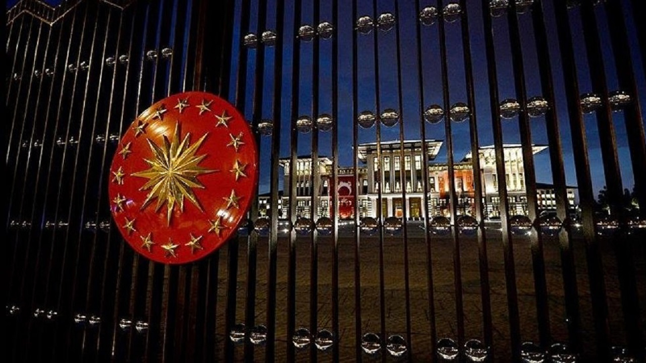 İşte Arınç'ın da yer aldığı kuruldaki diğer isimler! / ÖZEL HABER