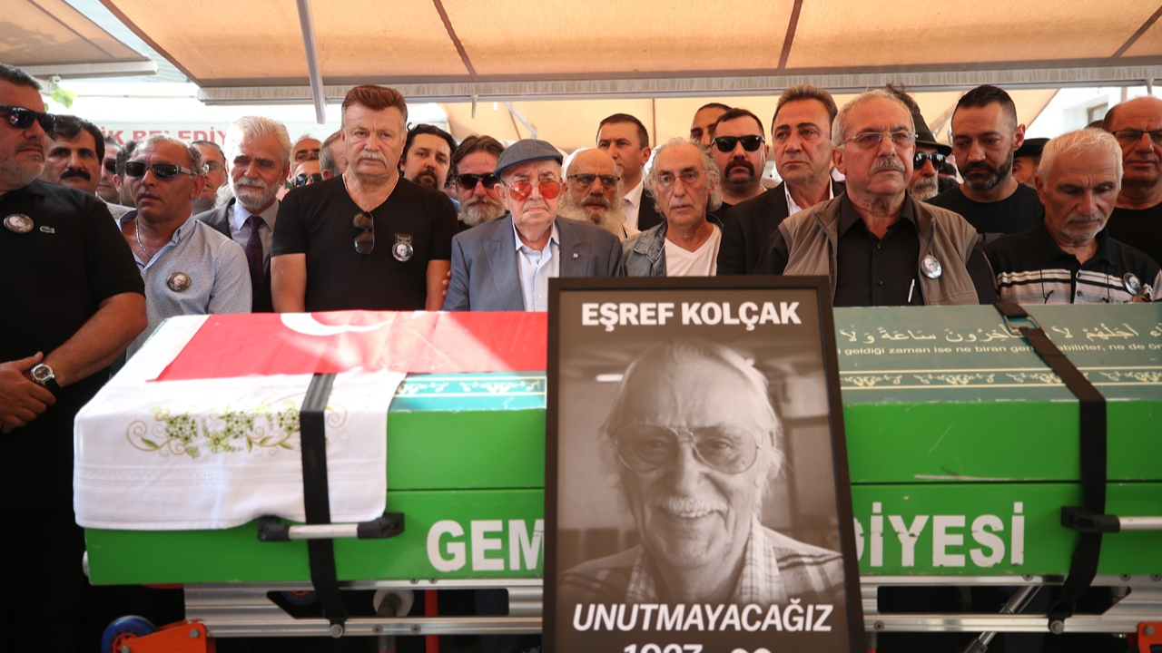 Eşref Kolçak son yolculuğuna uğurlandı...
