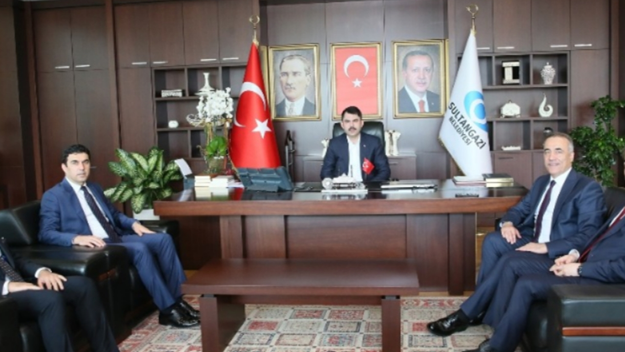 İstanbul'da Bakan Murat Kurum, Sultangazi Belediyesini ziyaret etti
