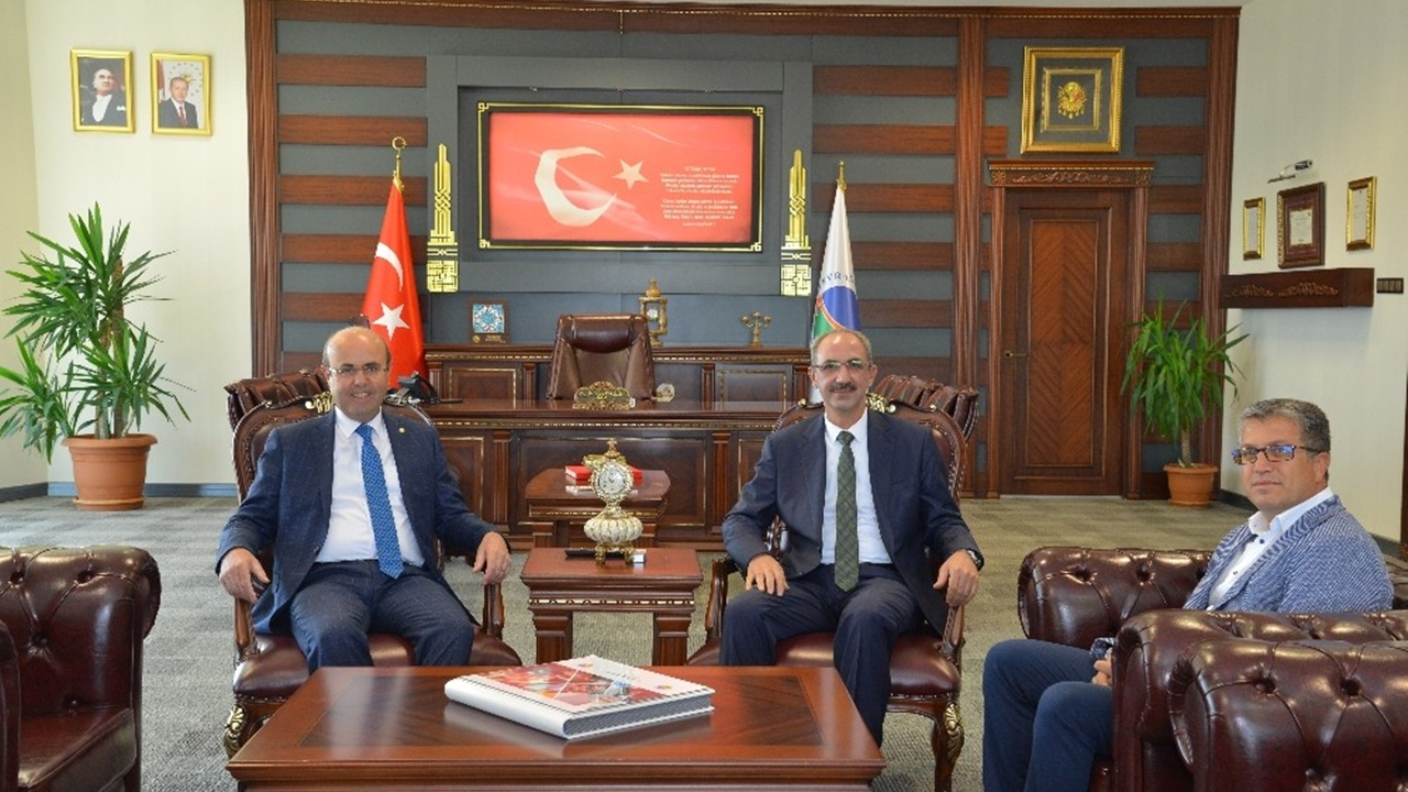 Kırşehir'de Belediye Başkanı Selehattin Ekicioğlu: “KAEÜ’si çalışmalarını yakın takip ediyoruz”