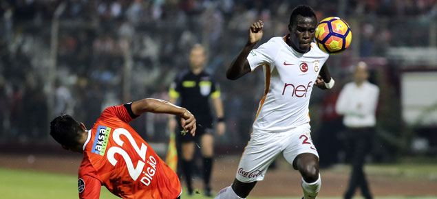 Galatasaray dursa Bruma durmuyor!