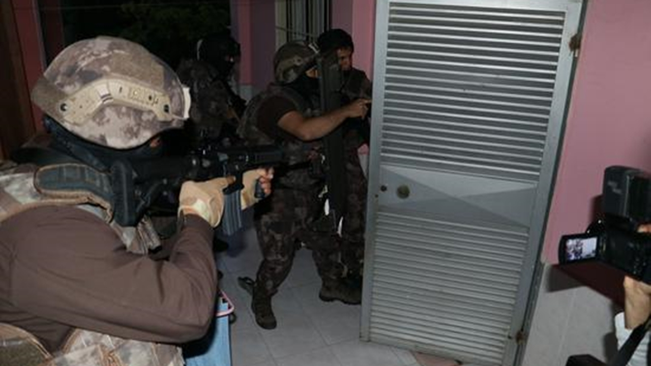 Adana’da şafak vakti DEAŞ baskını: 4 gözaltı