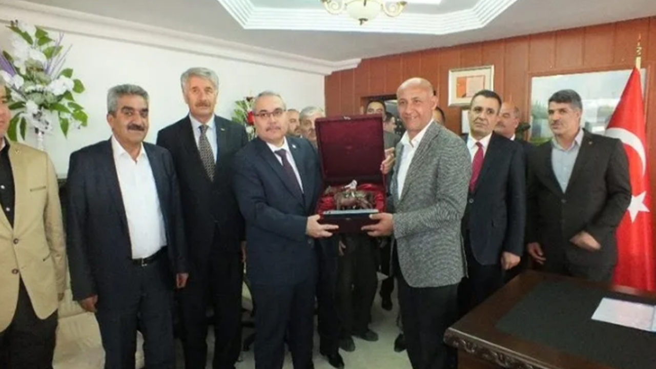 Muş'ta Vali İlker Gündüzöz’den Başkan Cengiz Altın’a ziyaret