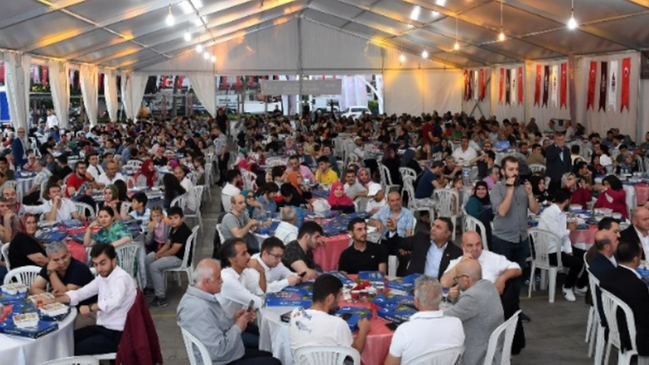 Konya'da Başkan Uğur İbrahim Altay: “İstanbul’da emaneti sahibine teslim edelim”