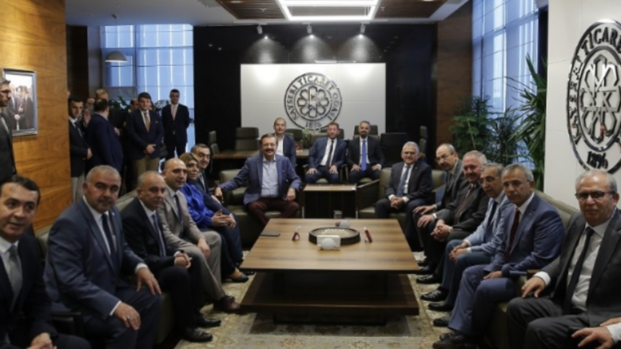 Kayseri'de Başkan Memduh Büyükkılıç: "Kayseri, Birlik Beraberliğin Sembolü"